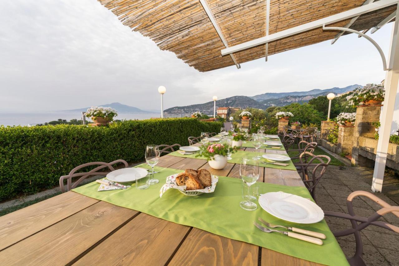 Shanti Home - Restaurant Di Aversano Salvatore Сорренто Екстер'єр фото